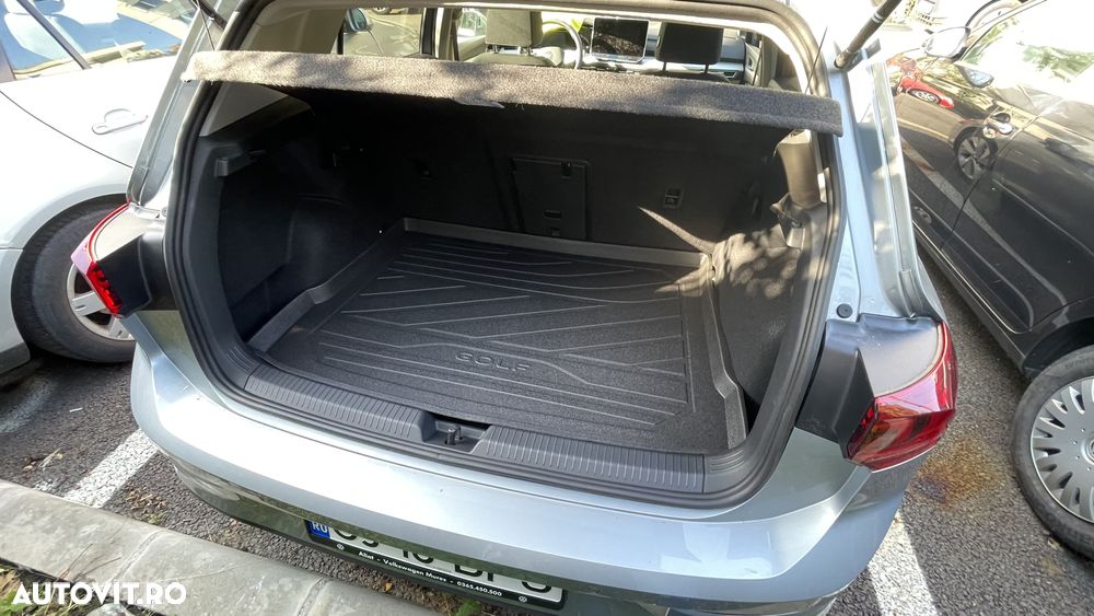 Volkswagen Golf 1.5 TSI Life - 12