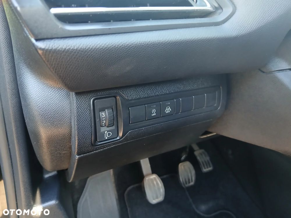 Peugeot 308 1.2 PureTech GPF Active Pack Business S&S - 11