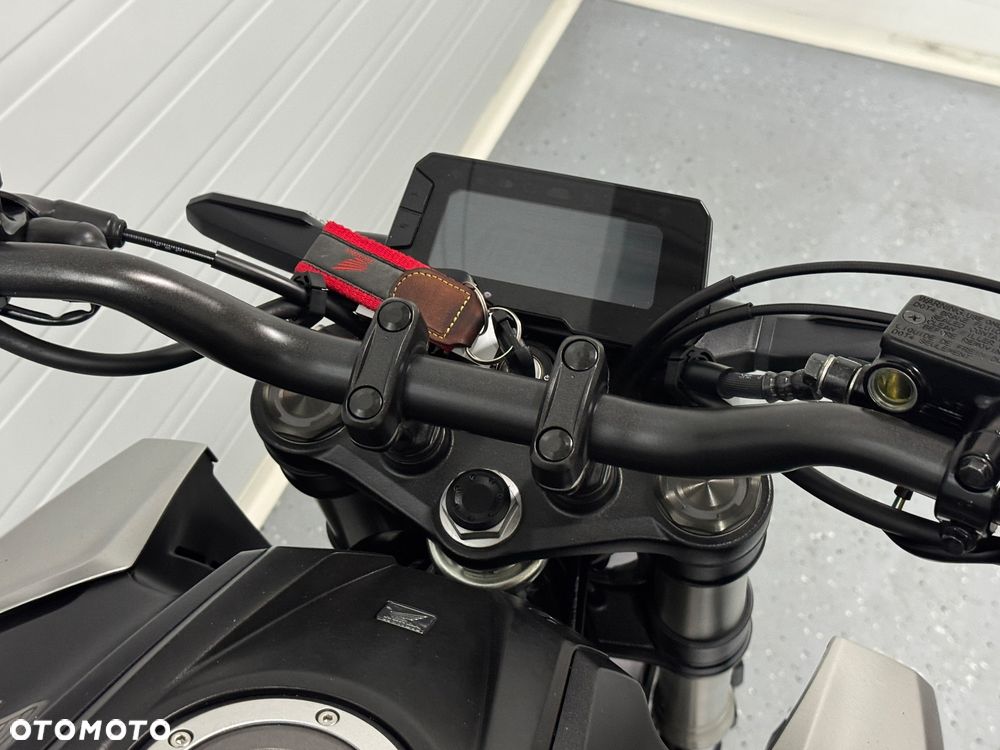 Honda CB - 14