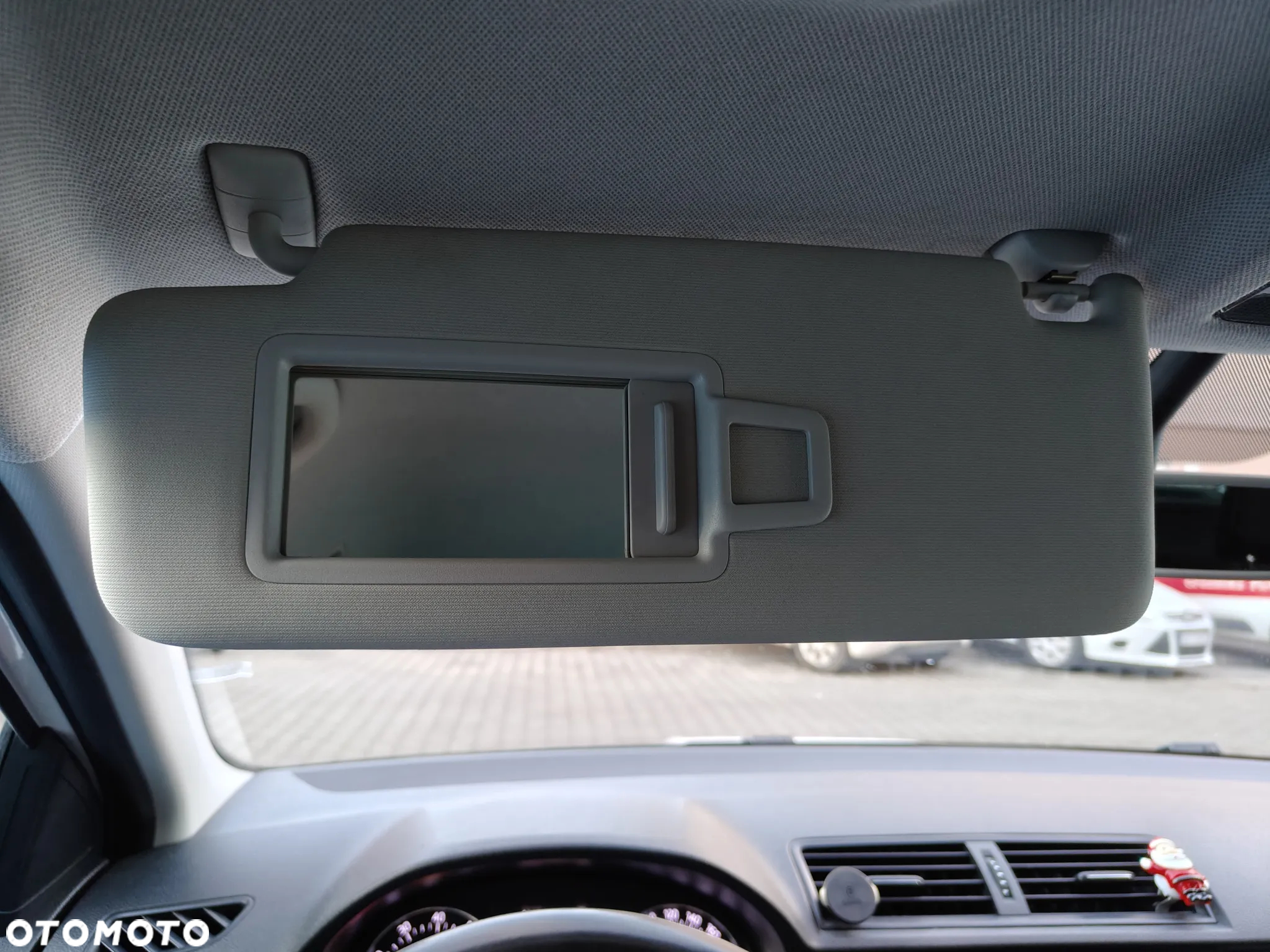Skoda Fabia 1.0 Clever - 29