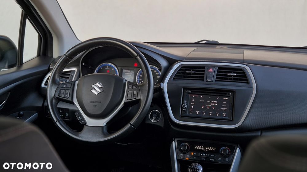 Suzuki SX4 S-Cross 1.6 DDiS 4x4 Comfort+ - 11
