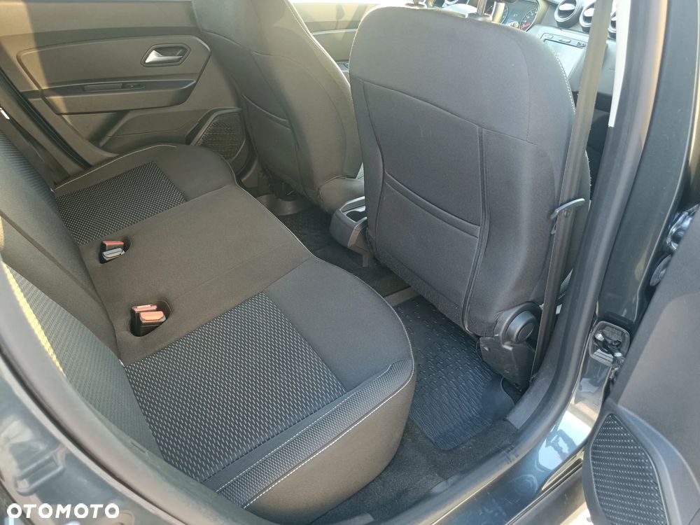 Dacia Duster 1.6 SCe Laureate S&S - 6