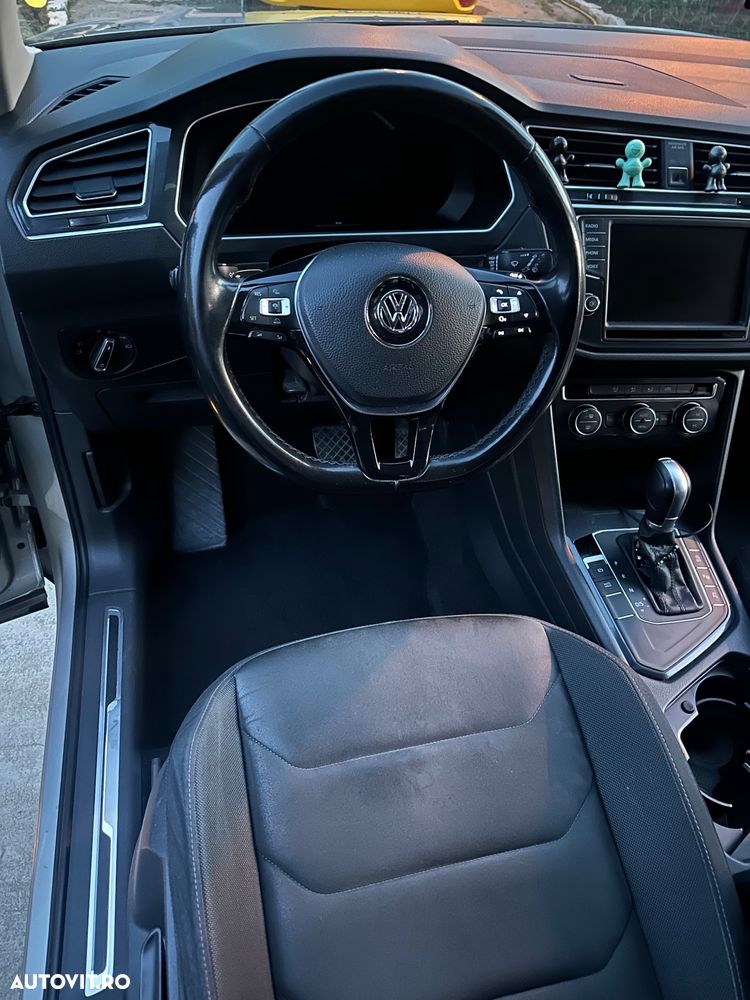 Volkswagen Tiguan - 27
