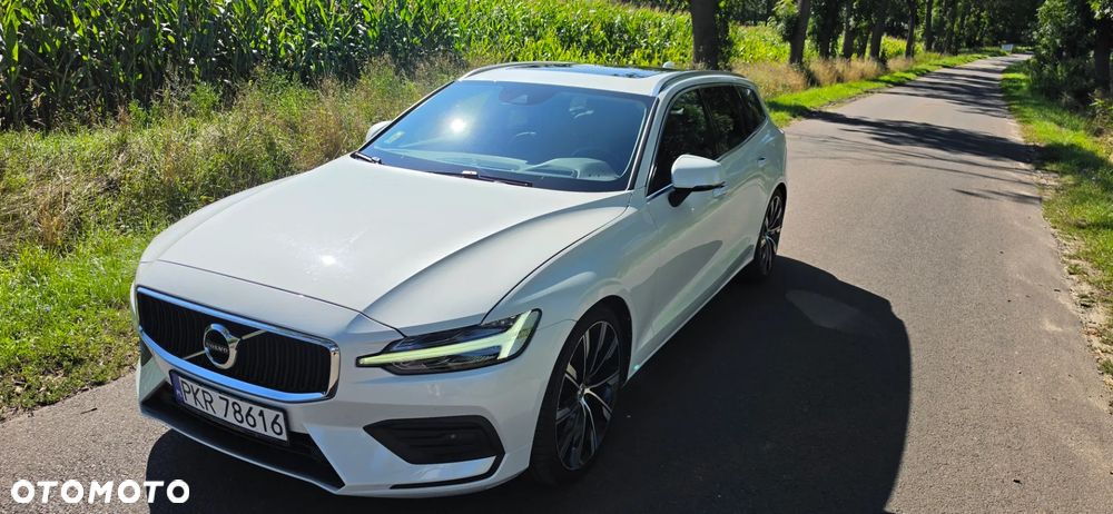 Volvo V60 T5 Geartronic Momentum - 1