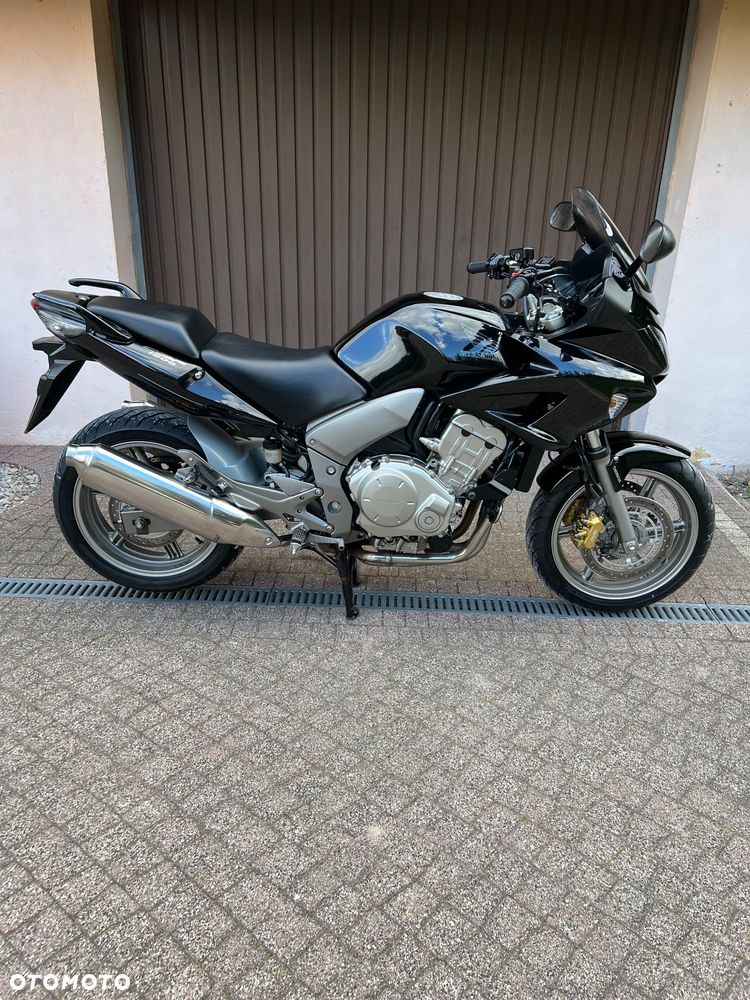 Honda CBF - 12