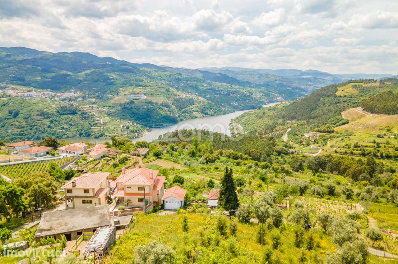 Moradia para reabilitar em Santa Marinha do Zêzere - Baião - Grande imagem: 3/30