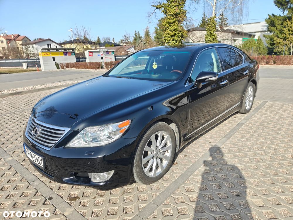 Lexus LS - 14