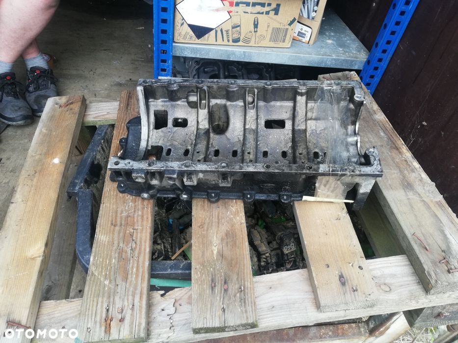 Podstawa miski olejowej Ford Mondeo mk3 1. 8 tdci - 4