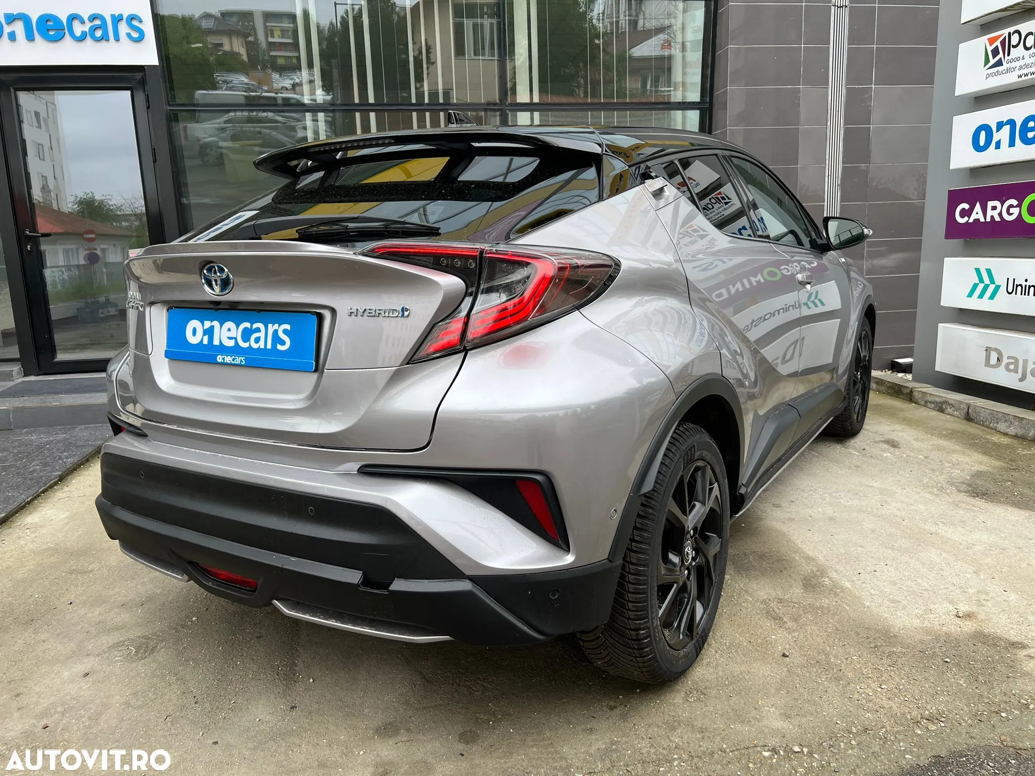 Toyota C-HR - 12