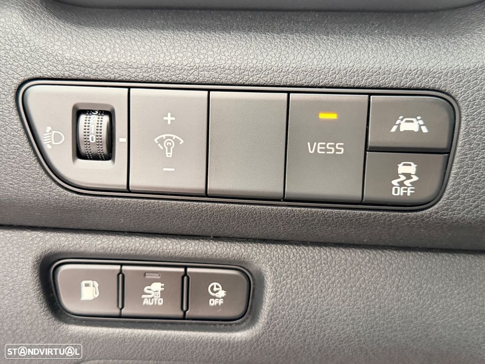 Kia Niro 1.6 GDi HEV Urban - 30