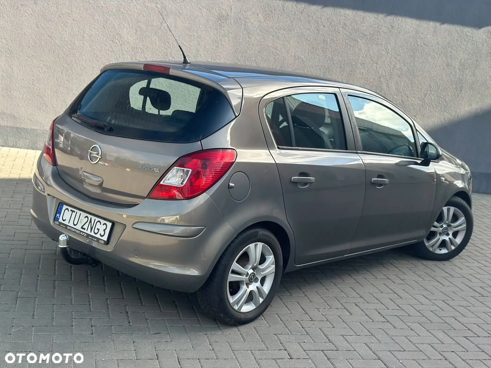 Opel Corsa - 8