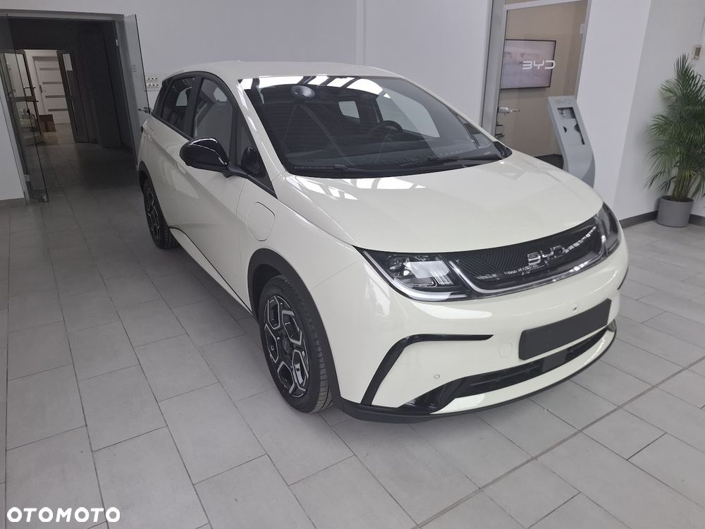 BYD Dolphin 60.4kWh Comfort - 1