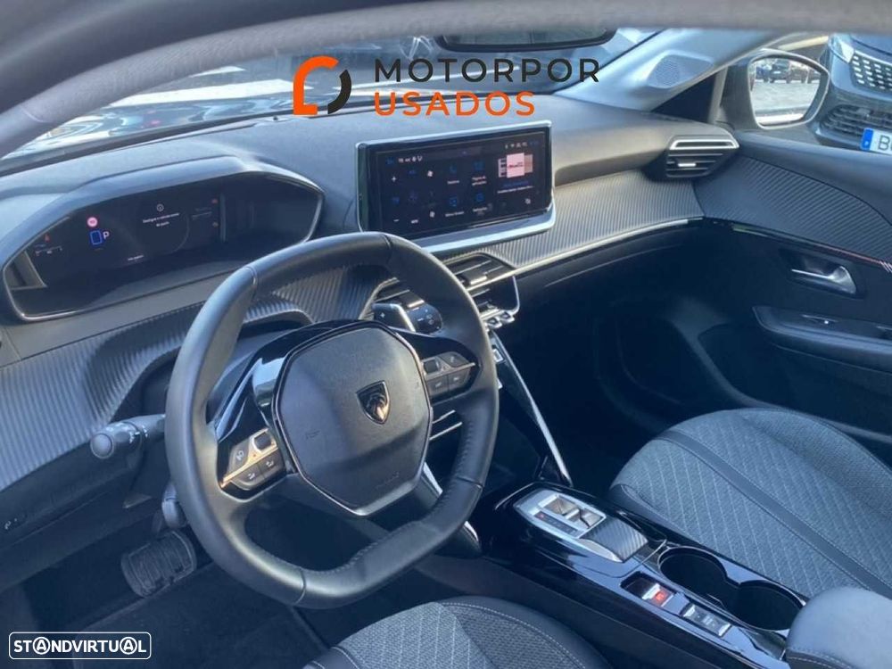 Peugeot 208 1.2 Hybrid Allure e-DCS6 - 11