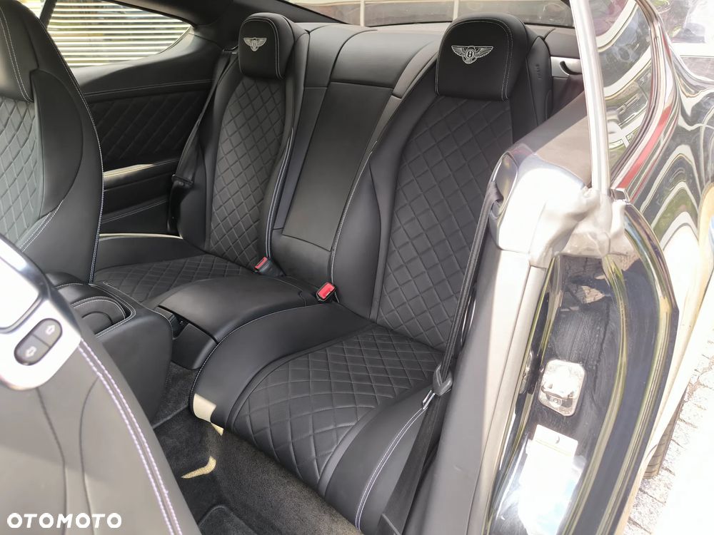 Bentley Continental GT V8 S - 17