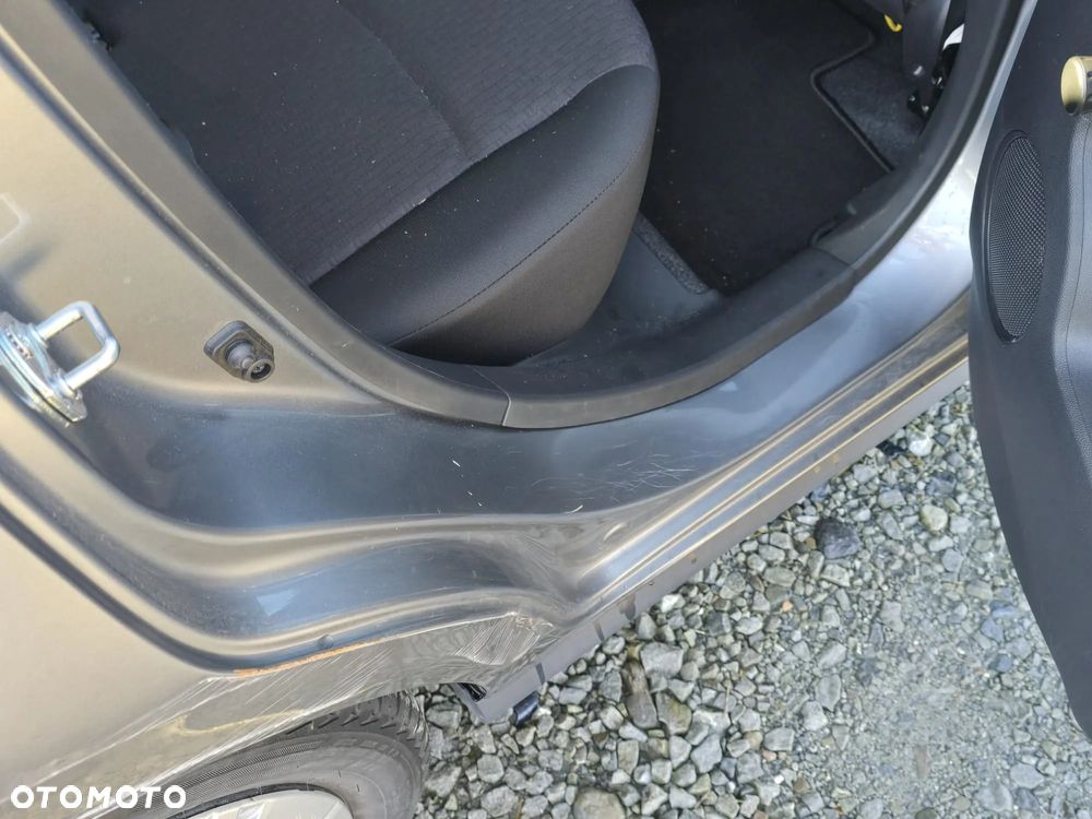 Mitsubishi Space Star 1.0 Active - 25