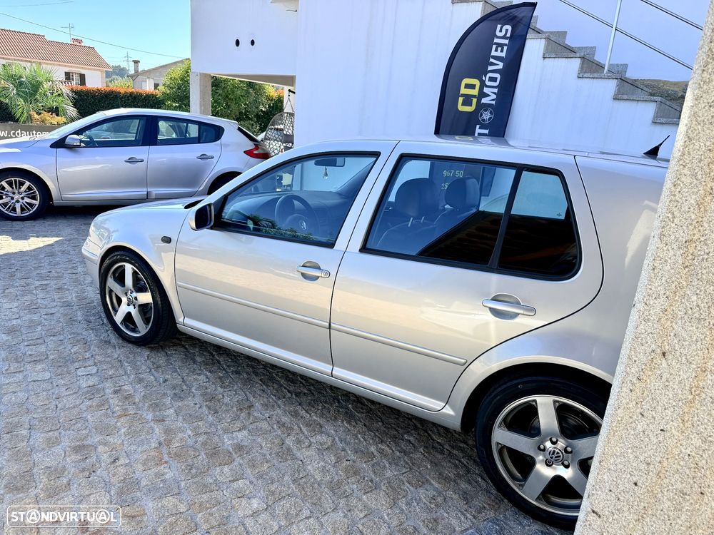 VW Golf 1.9 TDi Highline - 23