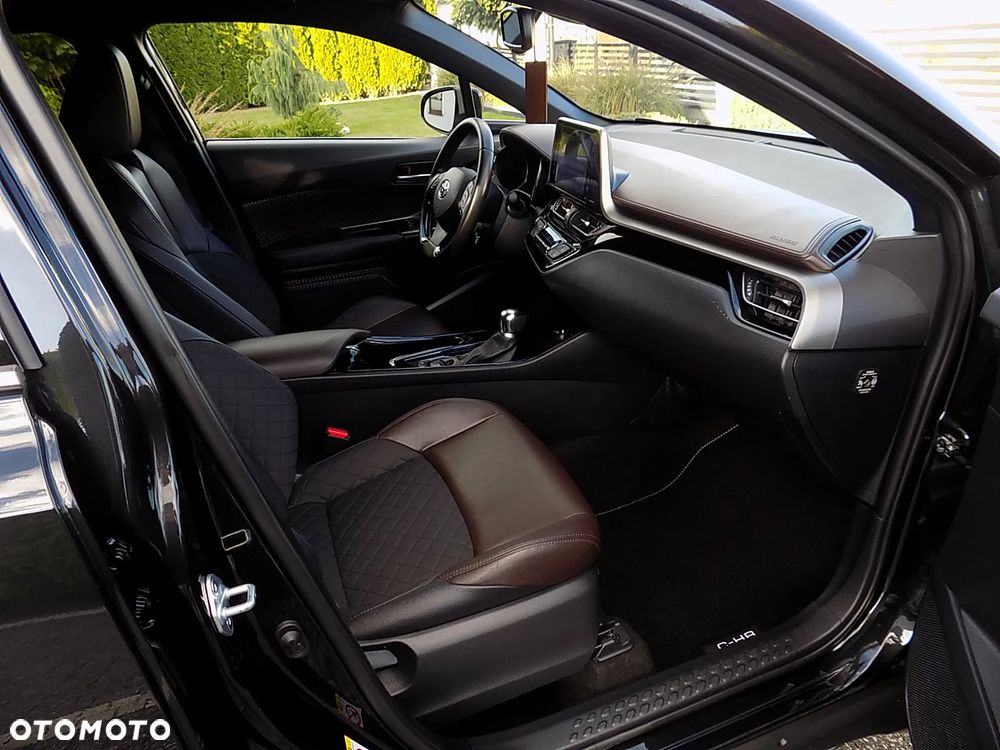 Toyota C-HR 1.8 Hybrid Executive - 37