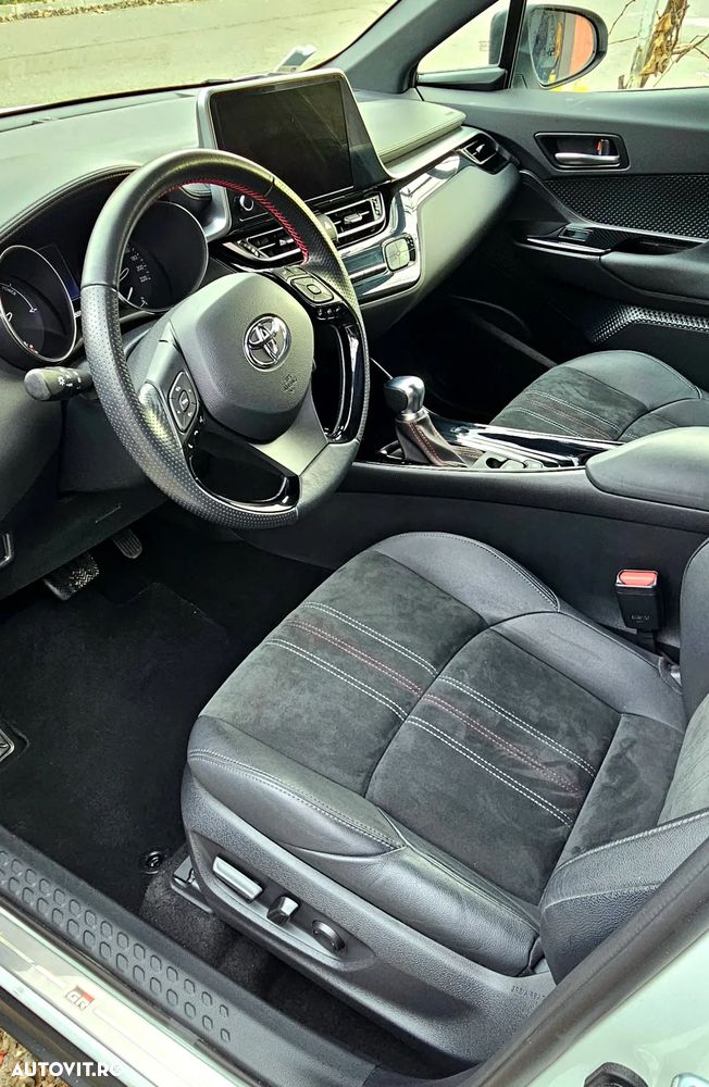 Toyota C-HR - 13