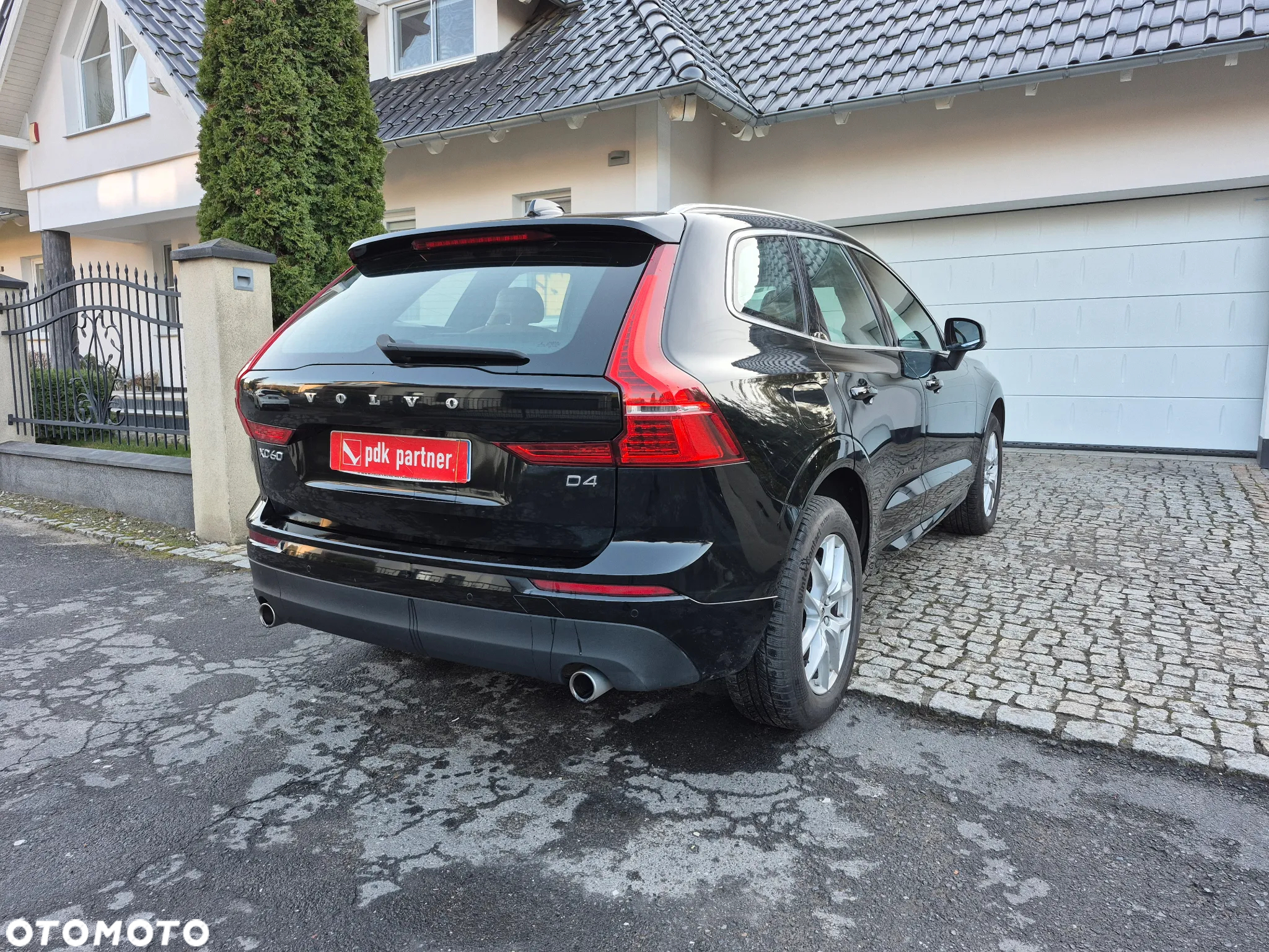 Volvo XC 60 D4 Momentum - 21
