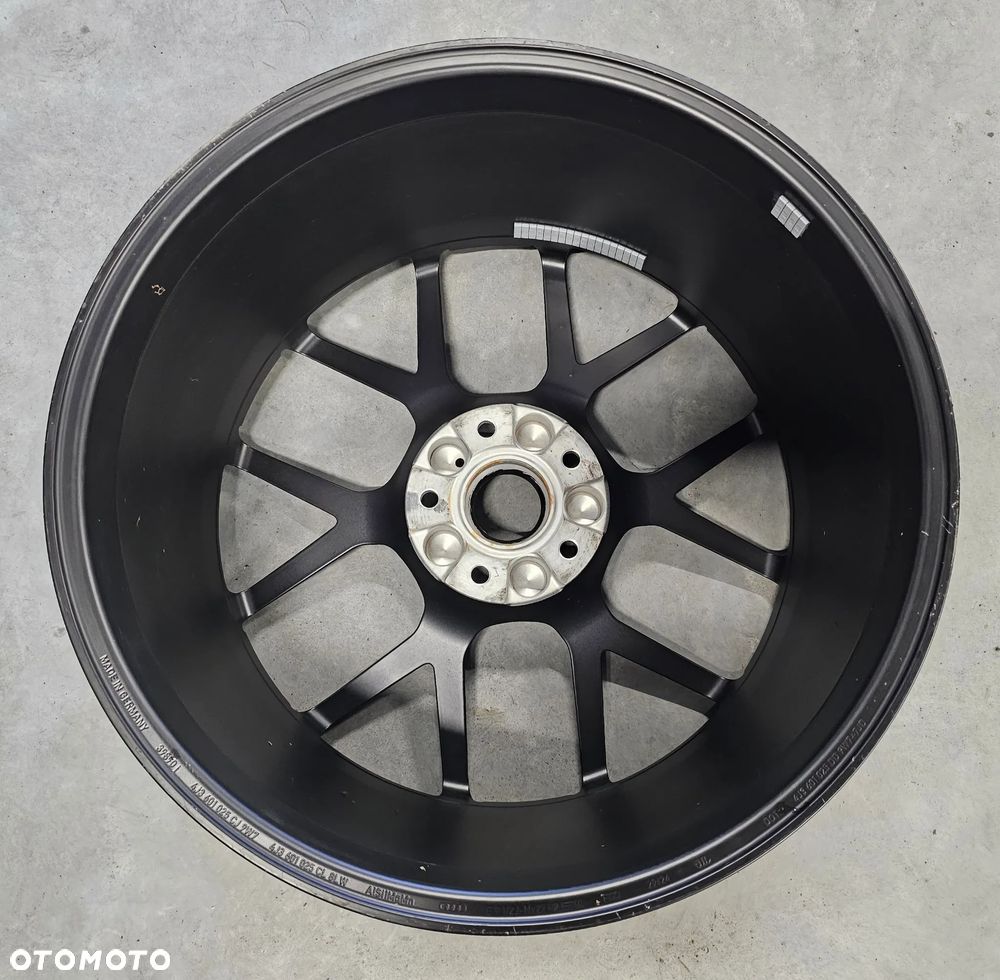 Felga AUDI E TRON GT 4J3601025CJ 9,5x21 ET60 - 3