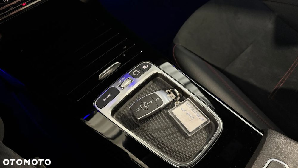 Mercedes-Benz CLA 200 mHEV AMG Line 7G-DCT - 28