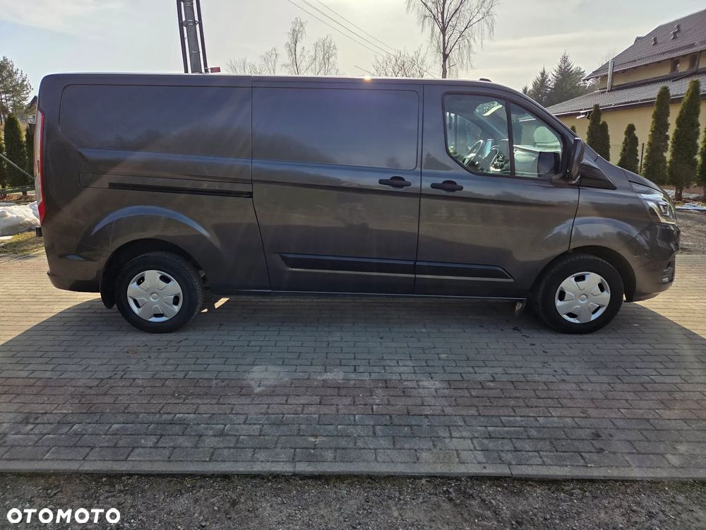 Ford TRANSIT CUSTOM - 4