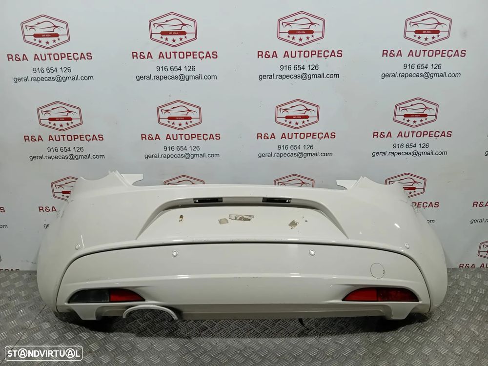 Parachoques Traseiro Alfa Romeo Mito com Sensores - 1