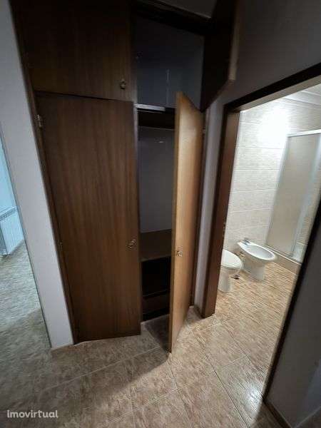 Estudio disponivel a partir de 1 Maio - Grande imagem: 3/4