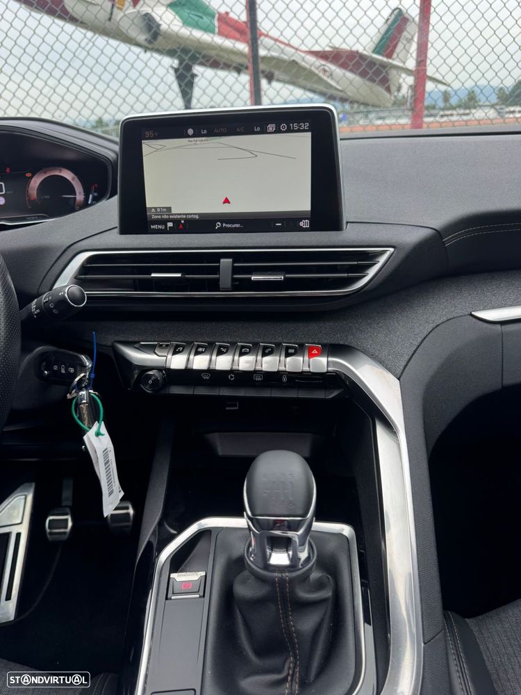 Peugeot 3008 1.6 BlueHDi GT Line - 22