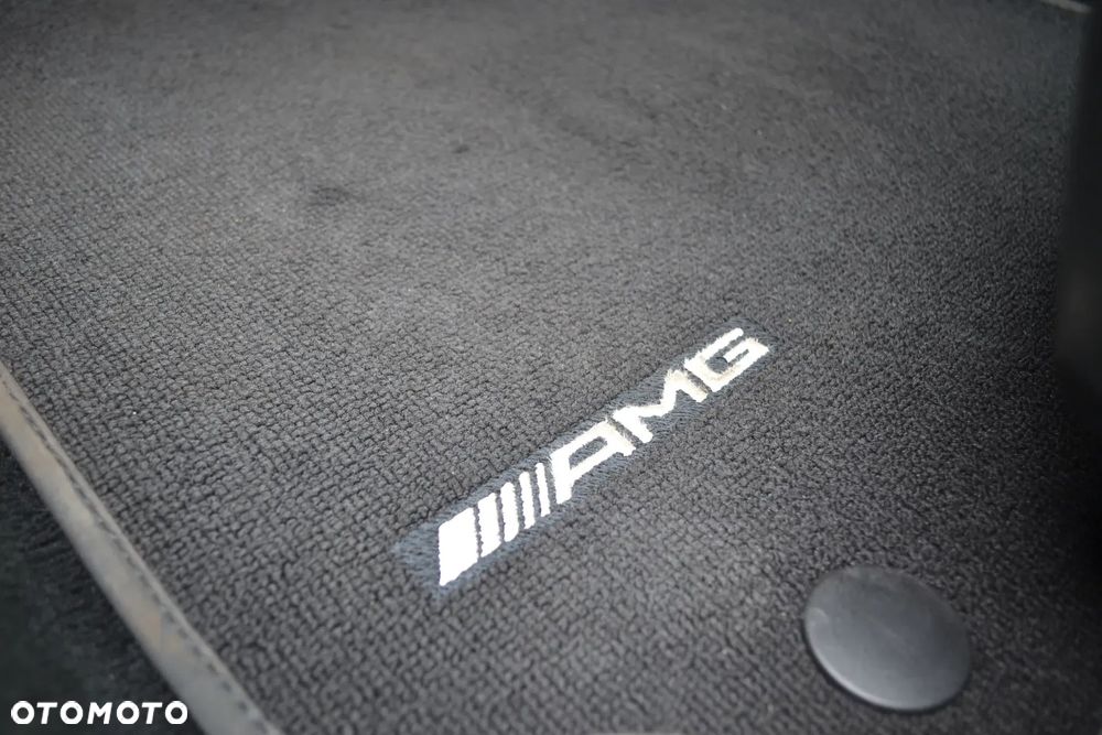 Mercedes-Benz CLS - 31