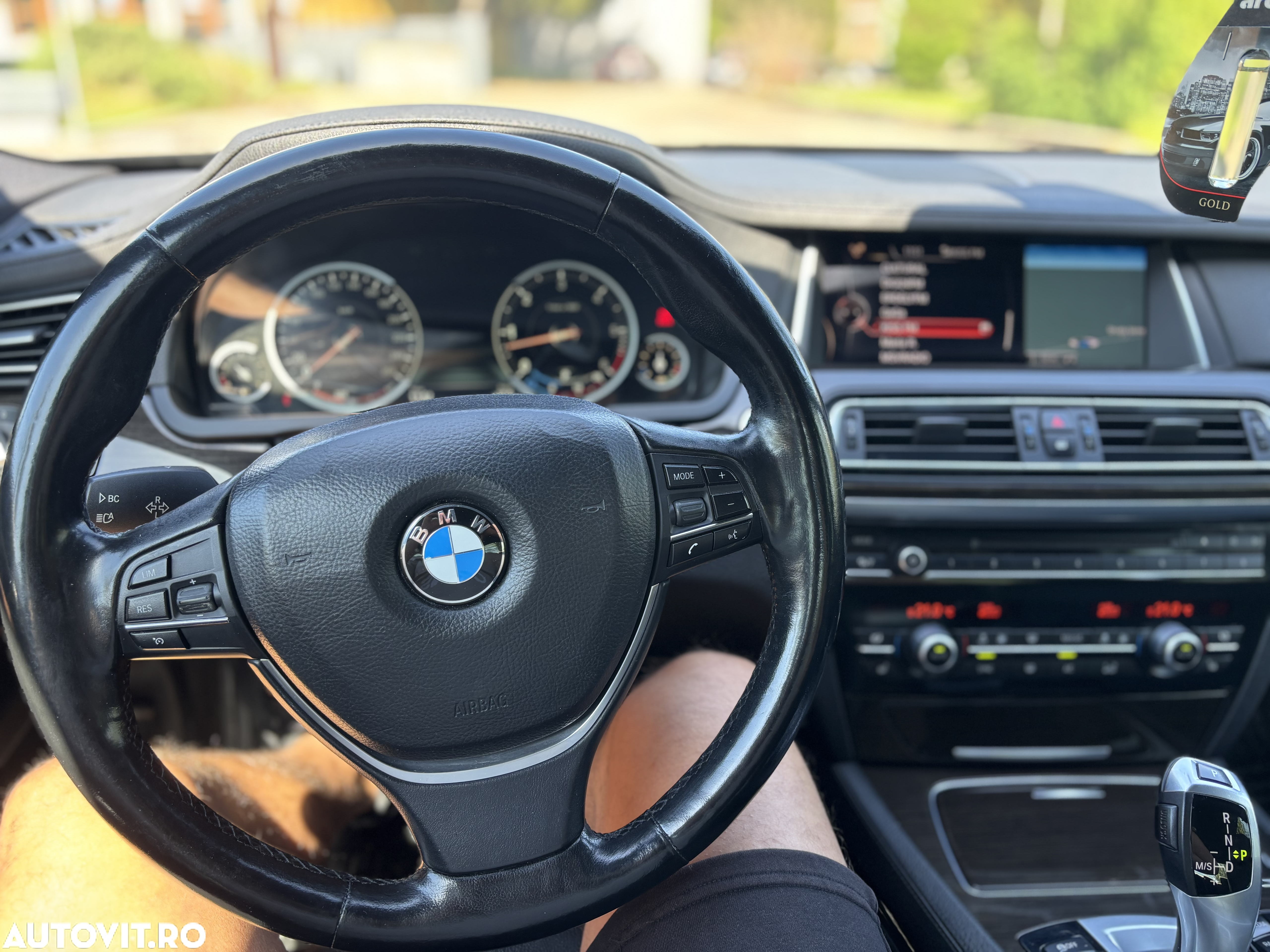 BMW Seria 7 730d xDrive - 16