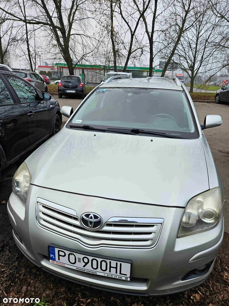 Toyota Avensis 1.8 VVT-i Sol - 5