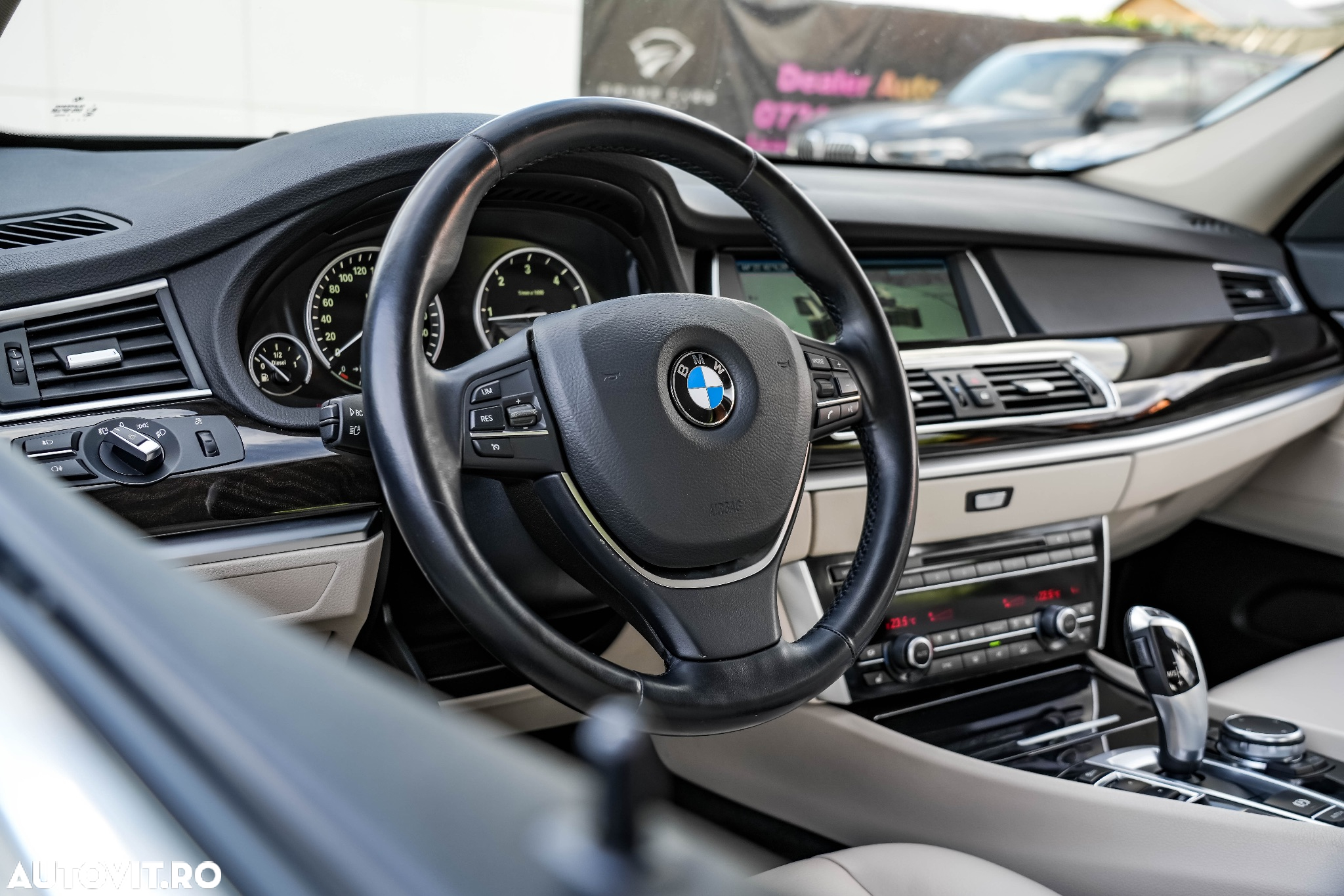 BMW Seria 5 520d Gran Turismo Aut. Luxury Line - 17