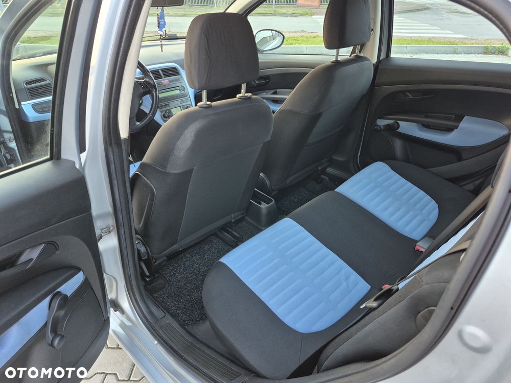 Fiat Grande Punto - 8