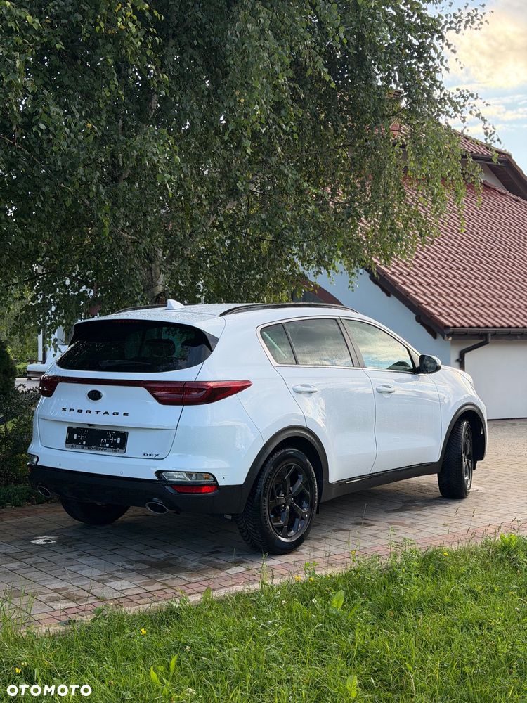 Kia Sportage 1.6 CRDI 2WD Eco-Dynamics+ (48V M-H) Black Edition - 4