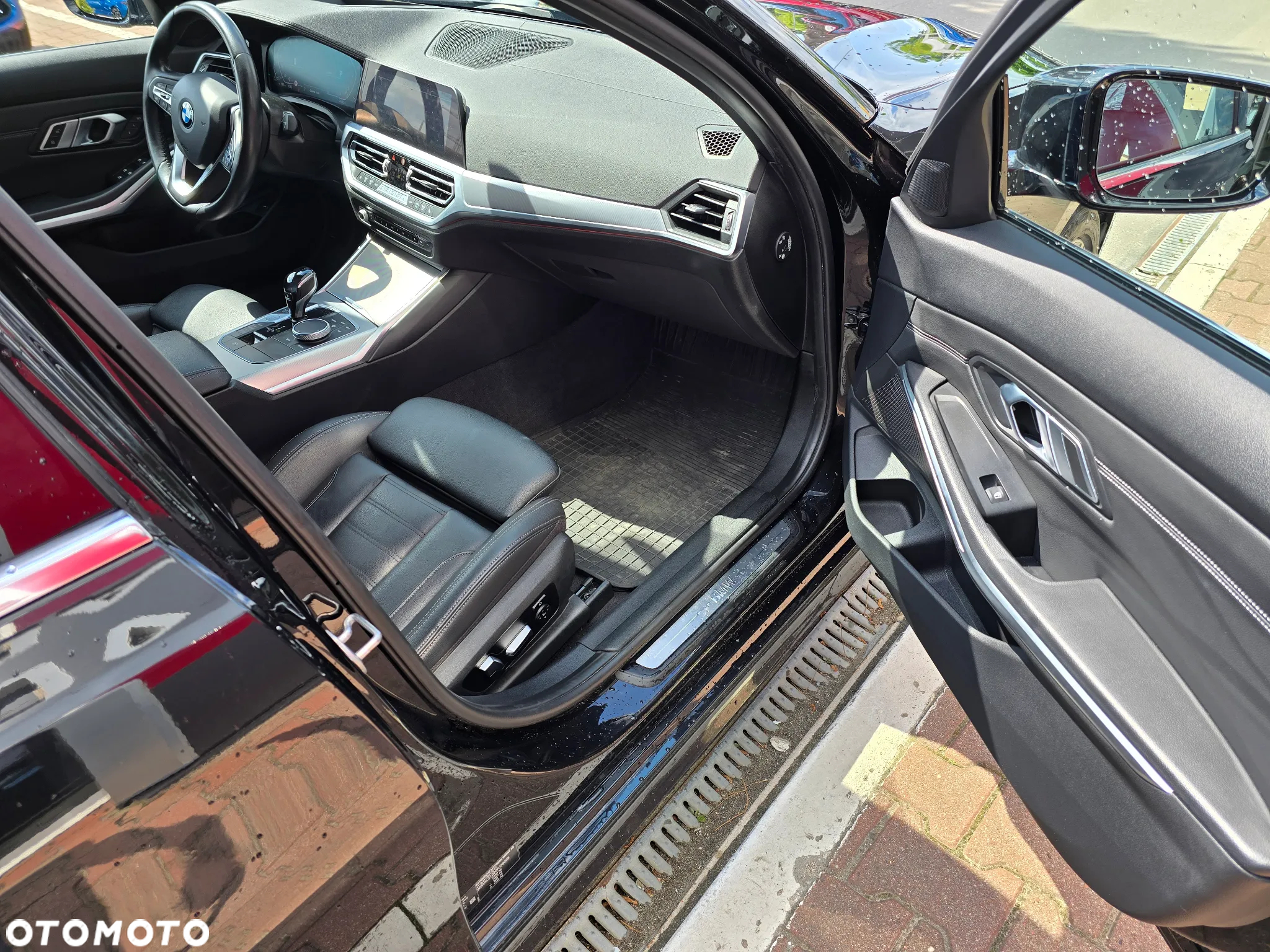 BMW Seria 3 318d Luxury Line - 17