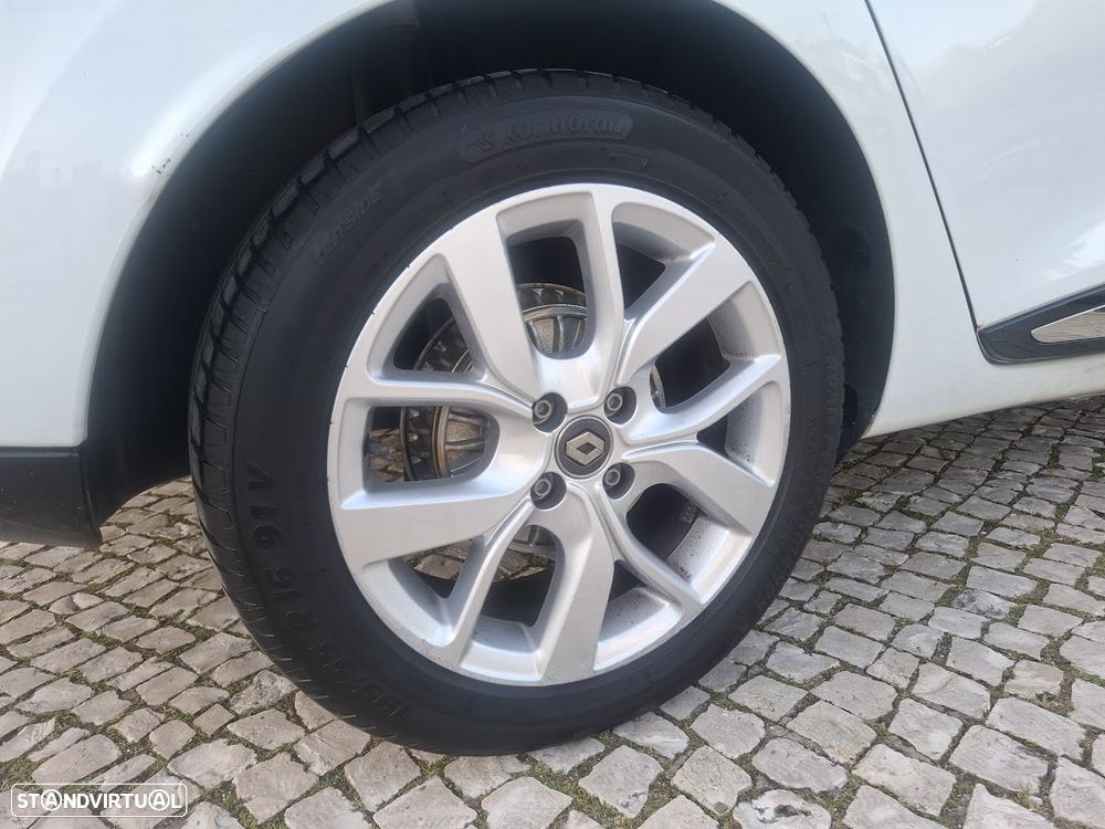 Renault Clio Sport Tourer 0.9 TCe Limited - 51