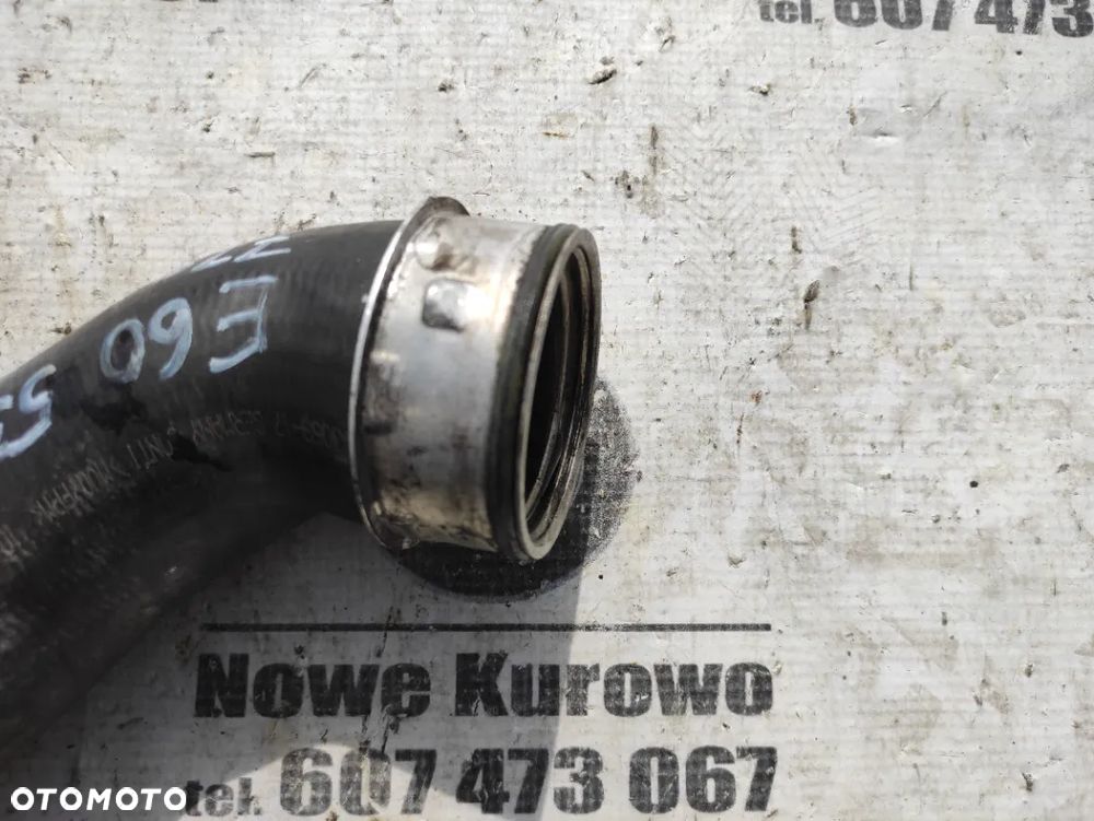 BMW E60 E61 535d 272KM Przewód rura powietrza turbosprężarki - 3