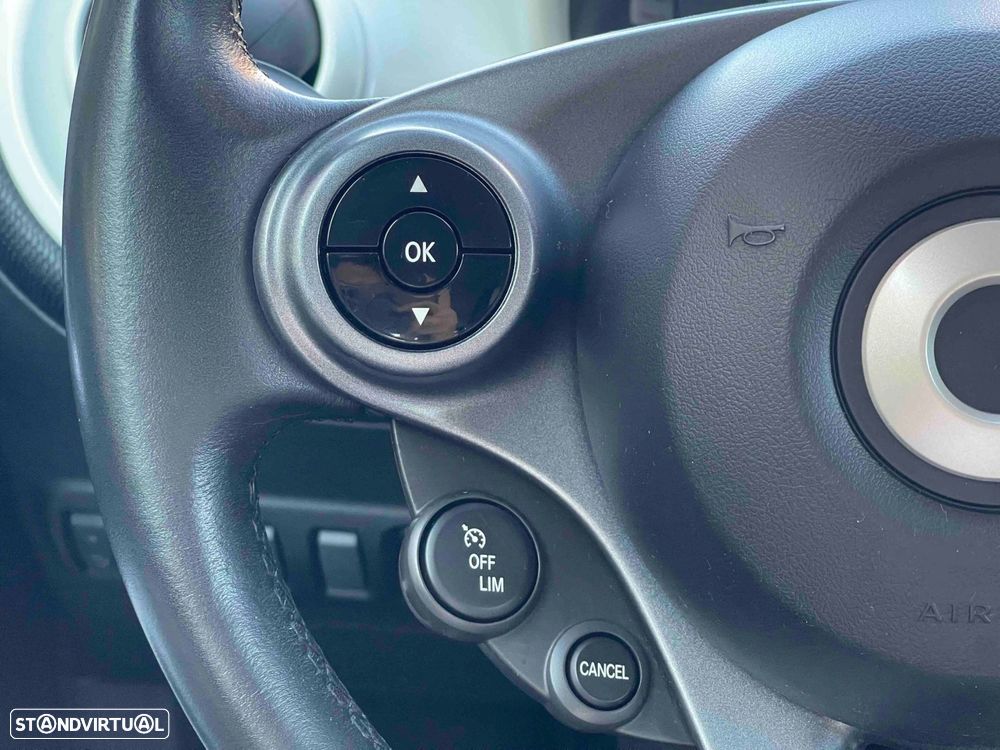 Smart ForTwo Coupé 1.0 Passion 71 - 34