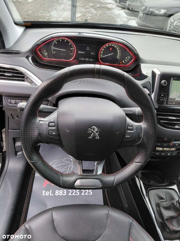 Peugeot 2008 - 12