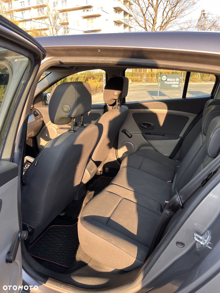 Renault Megane 1.6 16V Generation - 21
