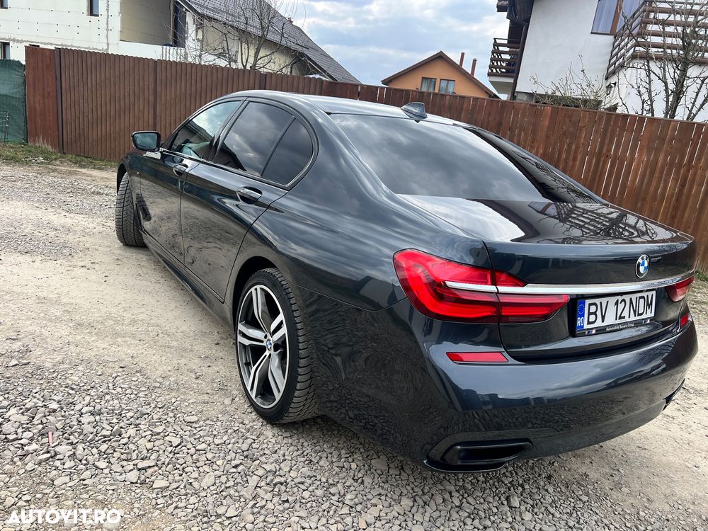BMW Seria 7 - 12