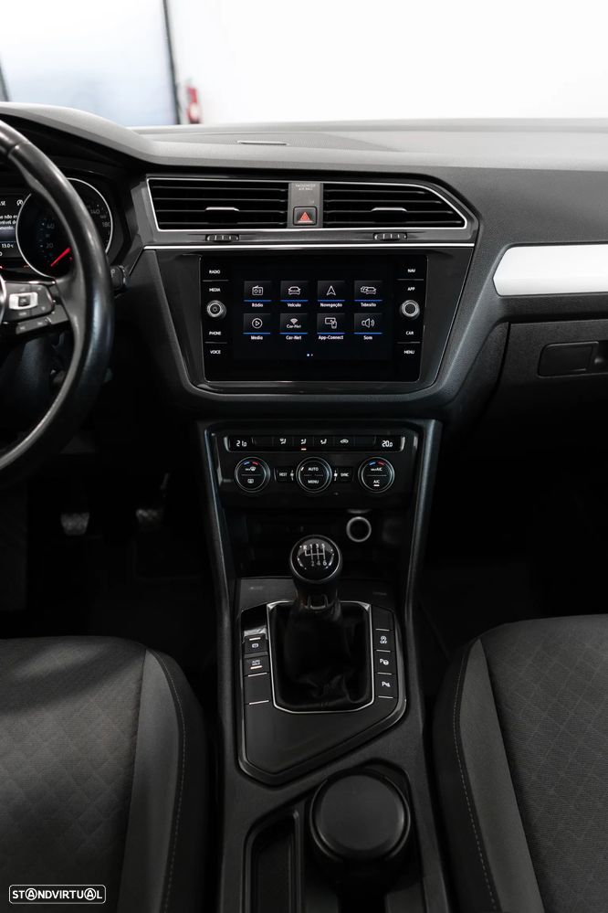 VW Tiguan 2.0 TDI Confortline - 31