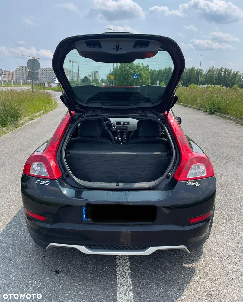 Volvo C30 D2 R-Design - 5