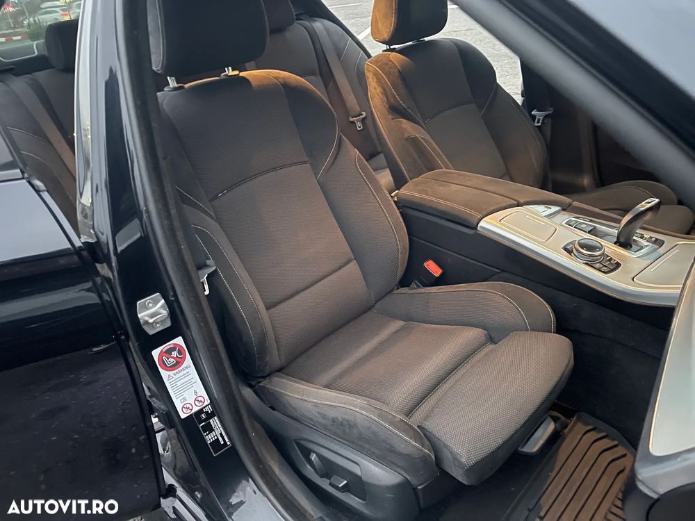 BMW Seria 5 520d Sport-Aut. - 36