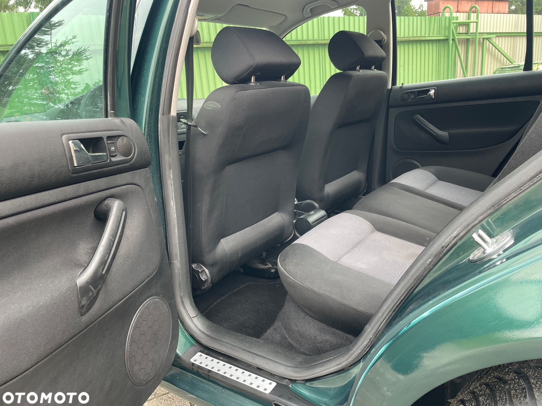 Volkswagen Golf - 14