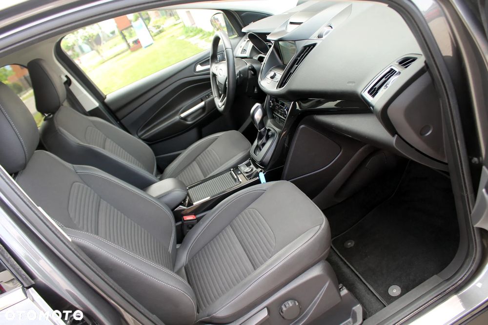 Ford Kuga 2.0 TDCi 4WD Titanium Plus - 12