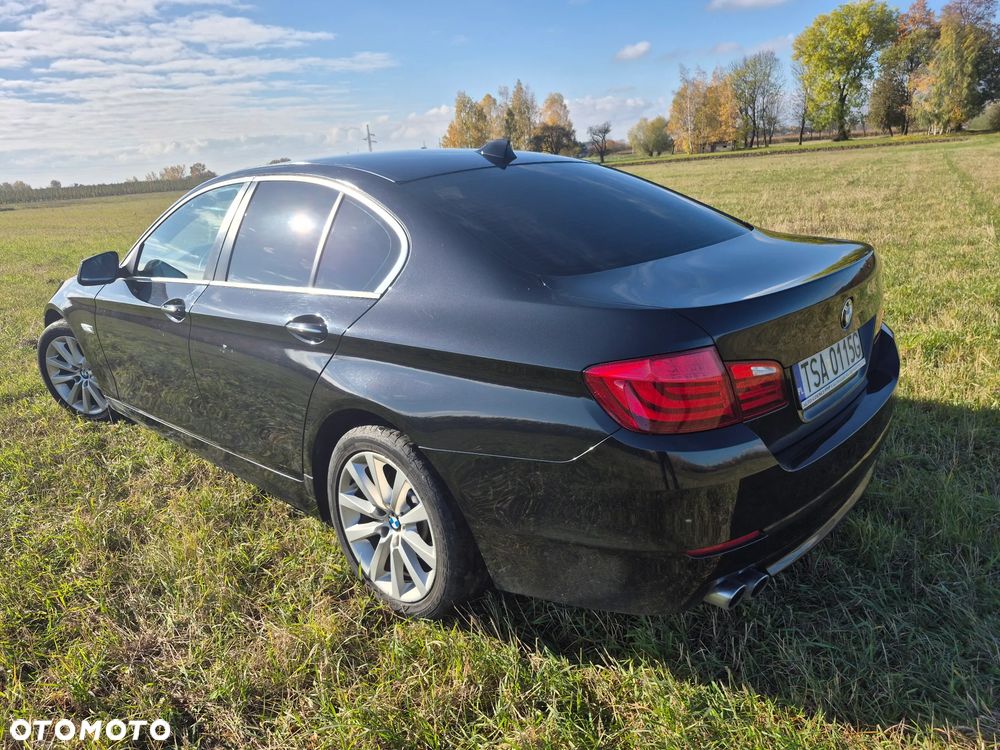 BMW 5 Series 2012 photo 4