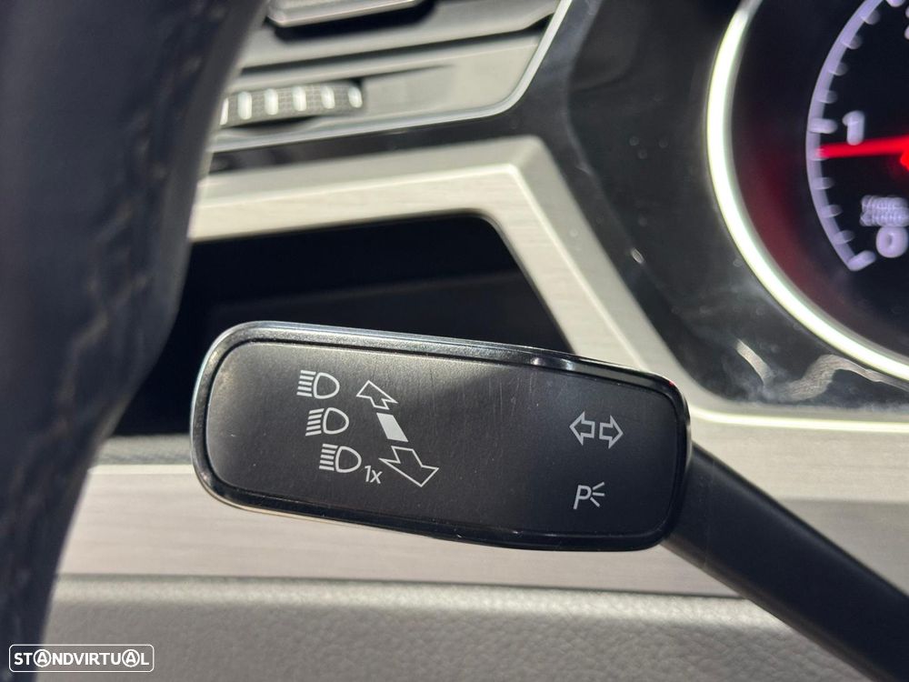 VW Touran 2.0 TDI Confortline - 15