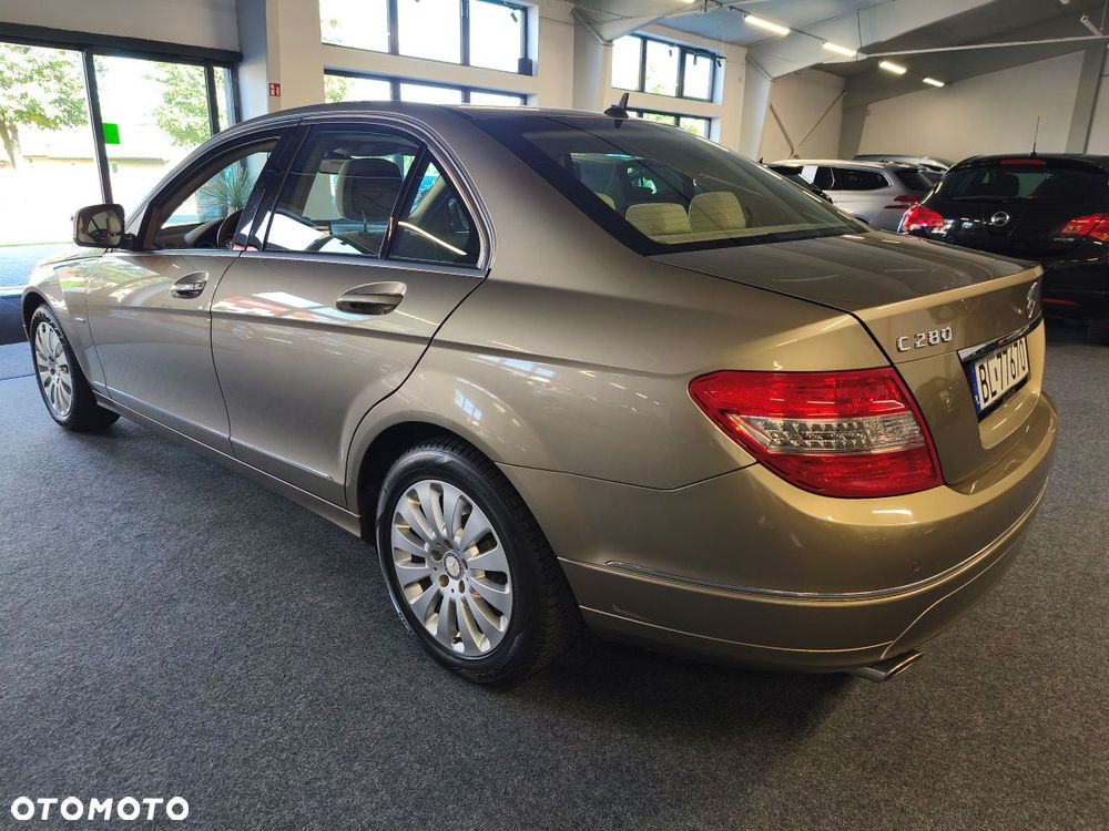 Mercedes-Benz Klasa C 280 4Matic 7G-TRONIC Elegance - 5